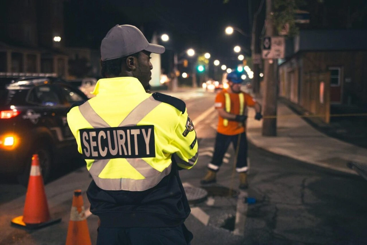 Urban Safety Through Professional Monitoring and Protective Expertise